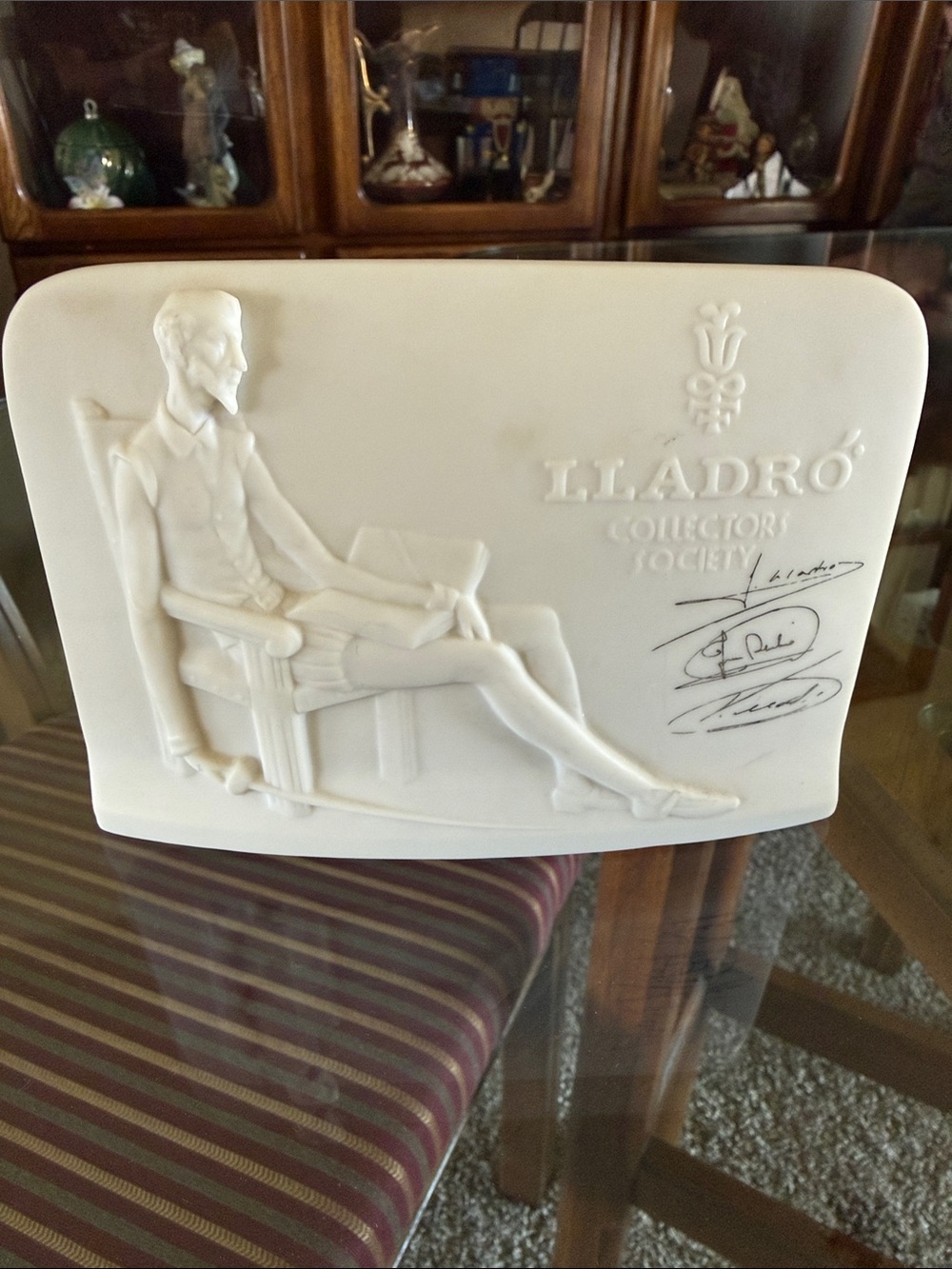White Porcelain Lladro Collector's Society Plaque